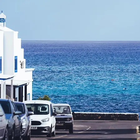 Volcano Getaway - Adults Only Lejlighed Punta Mujeres