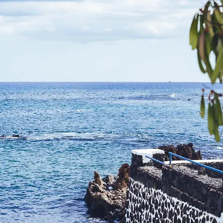 Volcano Getaway - Adults Only *